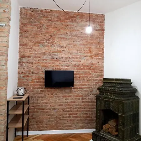 Gogol 14 Апартаменти В Історичному Центрі Міста Uschhorod Exterior foto